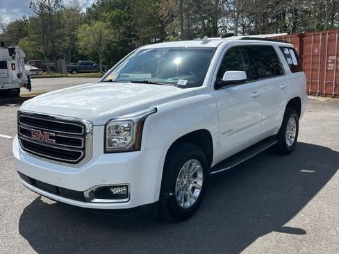 Used 2017 GMC Yukon SLT w/ Open Road Package image 4