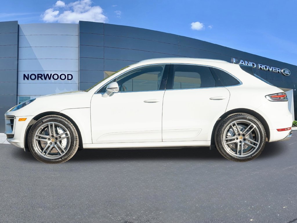 Used 2021 Porsche Macan Turbo AWD/4WD image 7