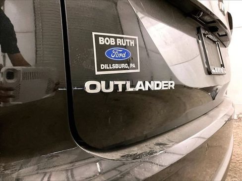 Used 2022 Mitsubishi Outlander ES AWD/4WD image 14