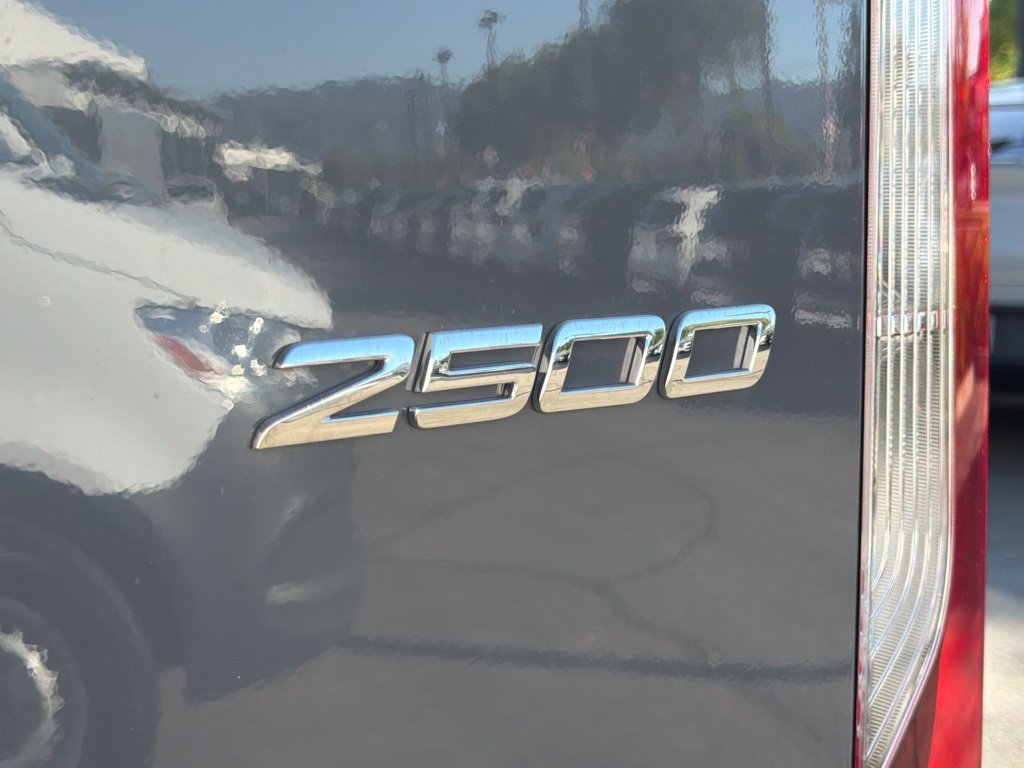 Used 2026 Mercedes-Benz Sprinter 2500 w/ Winter Package Plus image 14