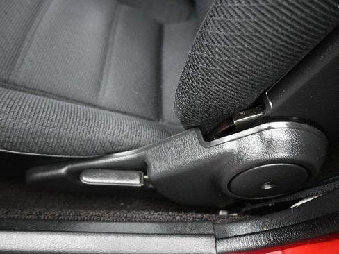 Used 1990 MAZDA MX-5 Miata RWD image 11