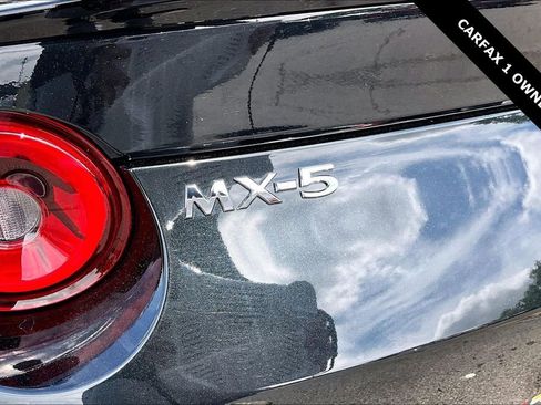 Used 2025 MAZDA MX-5 Miata RF Grand Touring RWD image 22