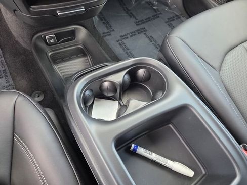 New 2026 Chrysler Pacifica Select image 23