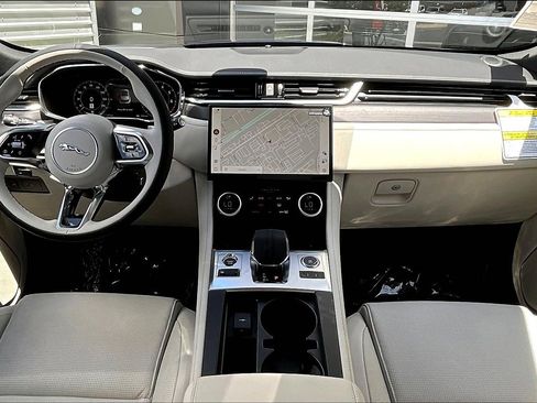 New 2026 Jaguar F-PACE R-Dynamic S image 5