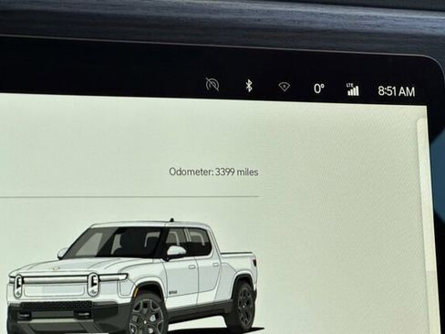 Used 2026 Rivian R1T Adventure AWD/4WD image 23