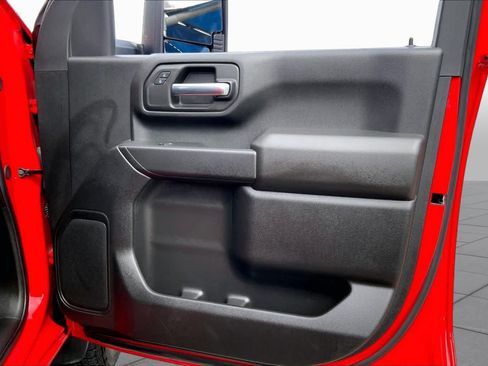 Used 2025 Chevrolet Silverado 2500 Custom w/ Custom Convenience Package AWD/4WD image 23
