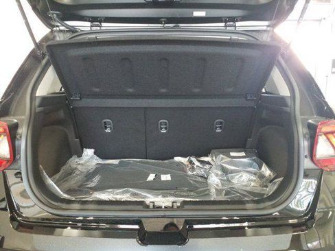 New 2026 Hyundai Venue SEL FWD image 15
