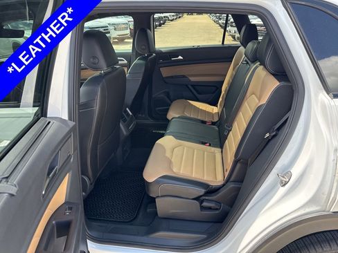 Used 2022 Volkswagen Atlas Cross Sport SEL Premium R-Line image 6