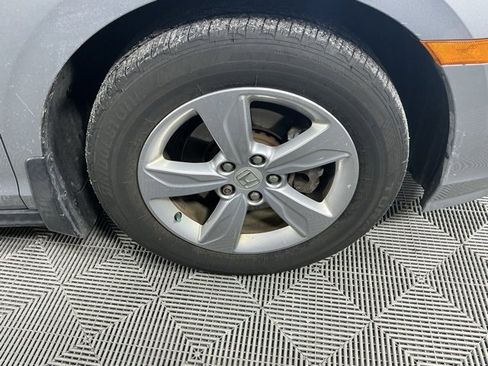 Used 2018 Honda Odyssey EX-L image 17