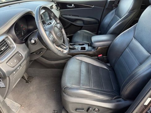 Used 2018 Kia Sorento EX image 10