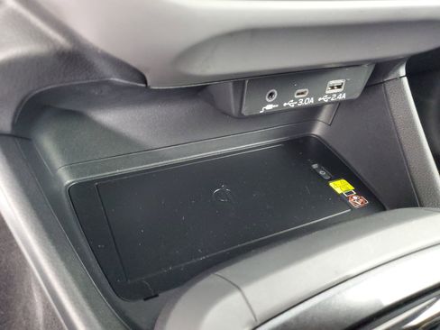 Used 2025 Subaru Crosstrek 2.5i Sport w/ Crosstrek Mirror Package image 20