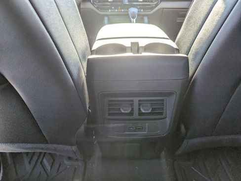 New 2025 GMC Canyon Elevation w/ Convenience Package image 27