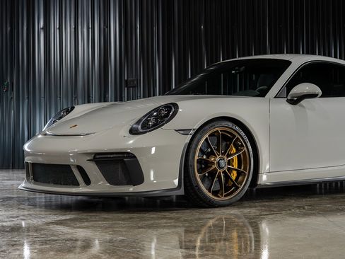 Used 2018 Porsche 911 GT3 RWD image 3