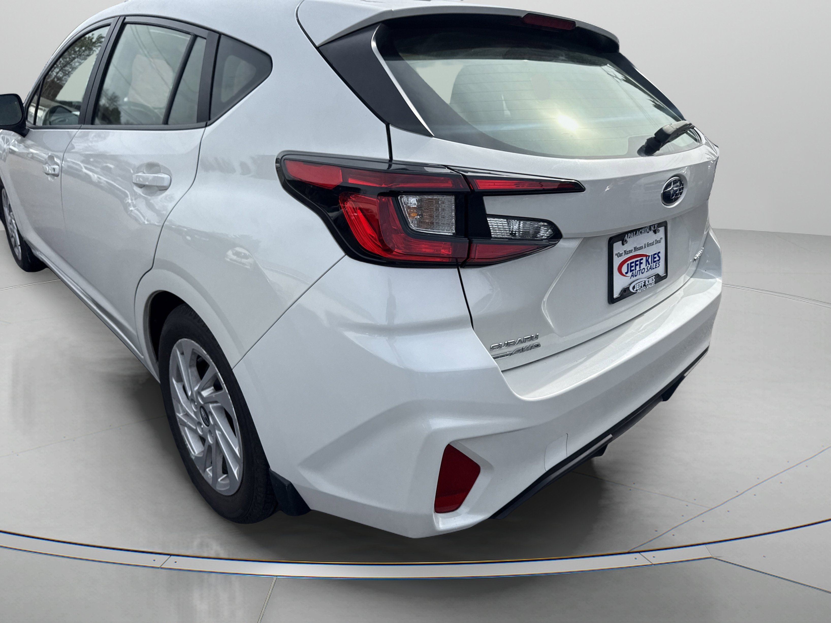 Used 2024 Subaru Impreza 2.0i AWD/4WD image 7