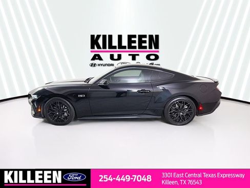 Used 2024 Ford Mustang GT Premium RWD image 4