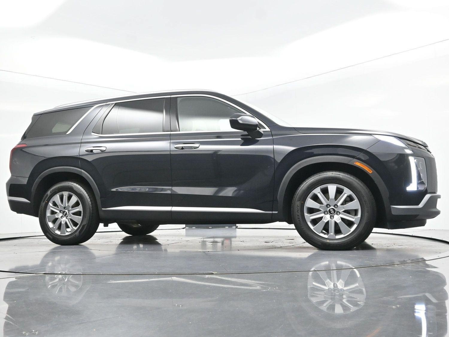 Used 2023 Hyundai Palisade SEL w/ Cargo Package AWD/4WD image 42