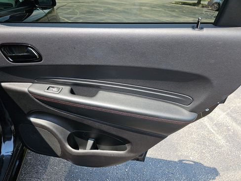 Used 2025 Dodge Durango GT AWD/4WD image 16