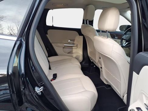 Used 2023 Mercedes-Benz GLA 250 image 16