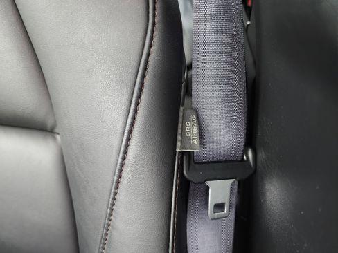 Used 2024 MAZDA MAZDA3 s image 37