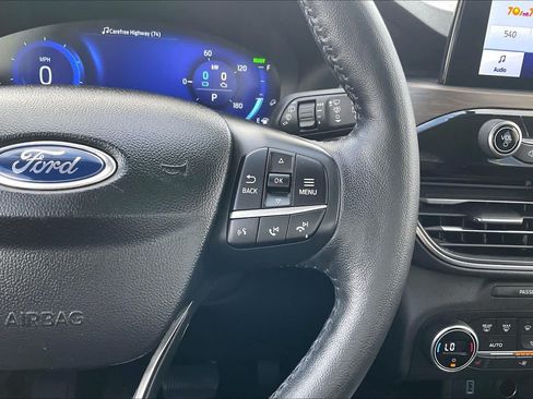 Used 2020 Ford Escape Titanium FWD image 24