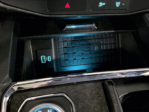 Certified 2022 Ford Expedition Limited image 28