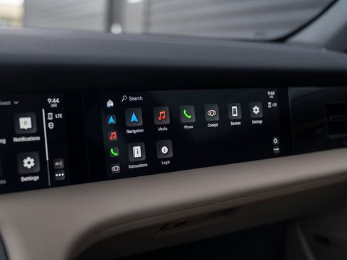 Certified 2023 Porsche Taycan image 12