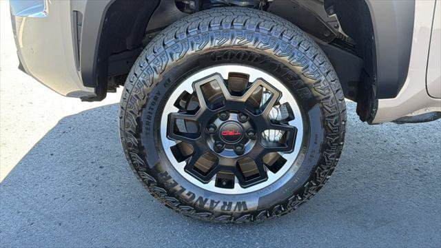 Certified 2026 Toyota Tacoma TRD Off-Road AWD/4WD image 9