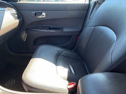 Used 2008 Buick LaCrosse Super FWD image 23