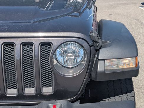 Used 2021 Jeep Wrangler Unlimited Rubicon AWD/4WD image 12