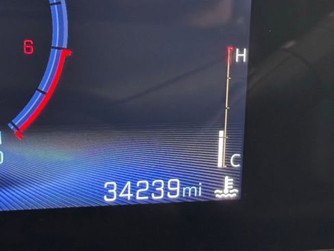 Used 2024 Chevrolet Trax LT image 10