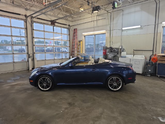Used 2004 Lexus SC 430 Convertible w/ Preferred Accessory Pkg RWD image 16