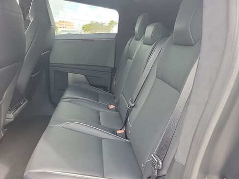 Used 2025 Tesla Cybertruck AWD Crew Cab image 19