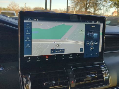 Used 2022 Lincoln Navigator L Black Label image 17