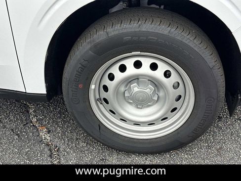 New 2025 Ford Maverick XL image 12