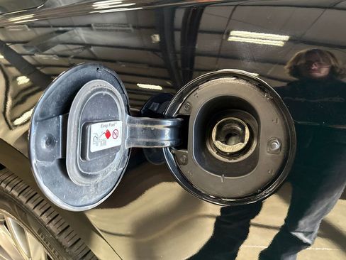 Used 2012 Ford Mustang GT Premium w/ Brembo Brake Pkg image 99