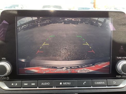 Used 2024 Nissan Altima 2.5 SV image 19