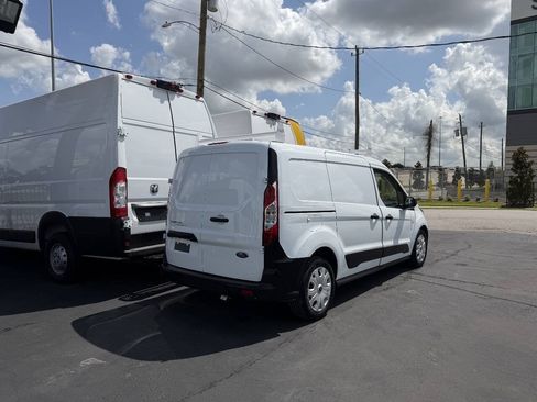 Used 2023 Ford Transit Connect XL FWD image 2