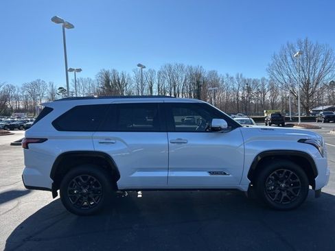 Used 2025 Toyota Sequoia Platinum image 4