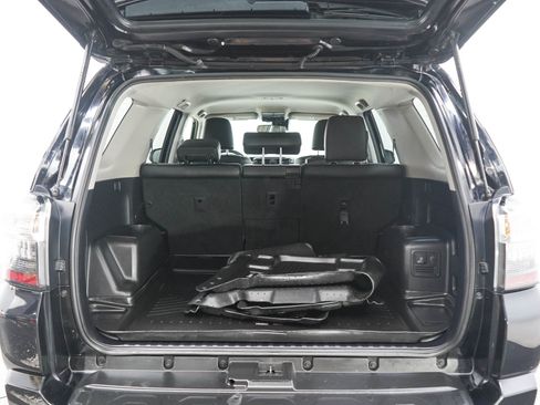 Used 2021 Toyota 4Runner TRD Off-Road Premium AWD/4WD image 15