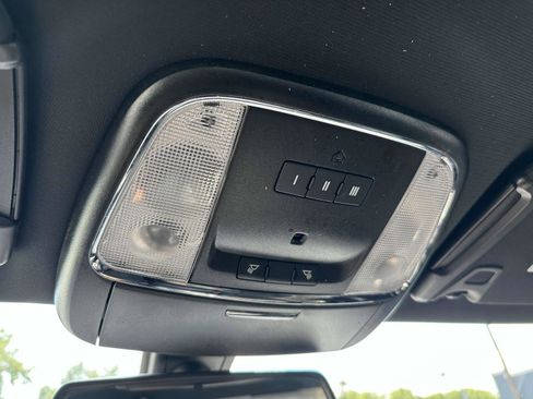 Used 2021 Dodge Charger R/T w/ Plus Group image 28