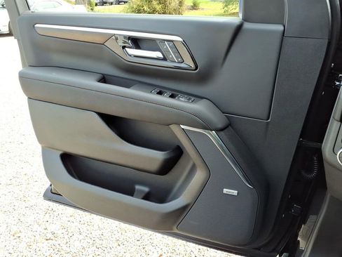 New 2026 Chevrolet Tahoe High Country AWD/4WD image 31