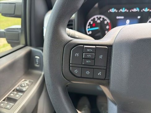 Used 2023 Ford F250 XL w/ STX Appearance Package AWD/4WD image 42
