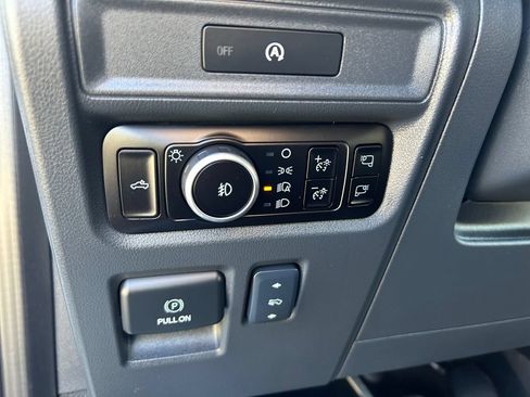 Used 2025 Ford F150 Platinum w/ FX4 Off-Road Package AWD/4WD image 19