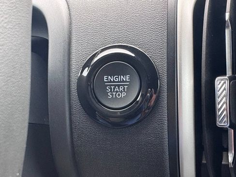 Used 2025 Ford Expedition Active AWD/4WD image 7