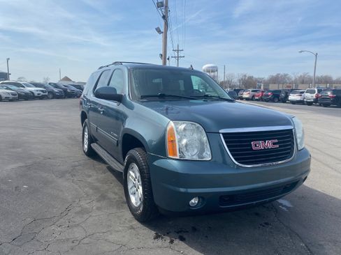 Used 2009 GMC Yukon SLT AWD/4WD image 3