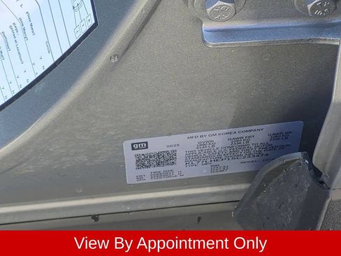 Used 2025 Chevrolet Trax LT w/ LT Convenience Package FWD image 34