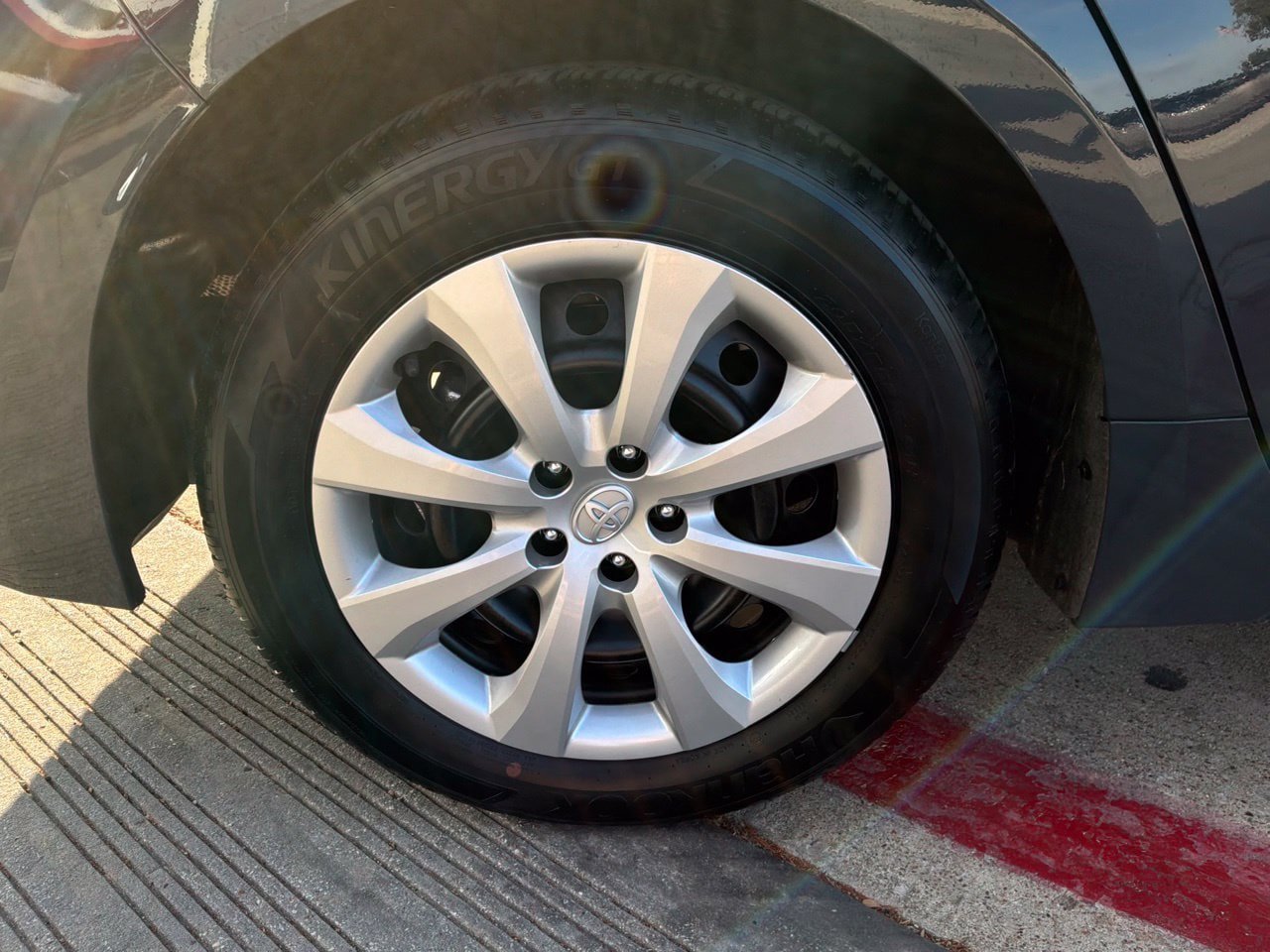 Used 2026 Toyota Corolla LE FWD image 9