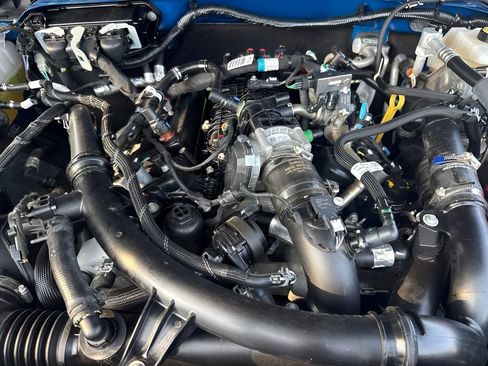 Used 2024 Ford Bronco Wildtrak AWD/4WD image 34