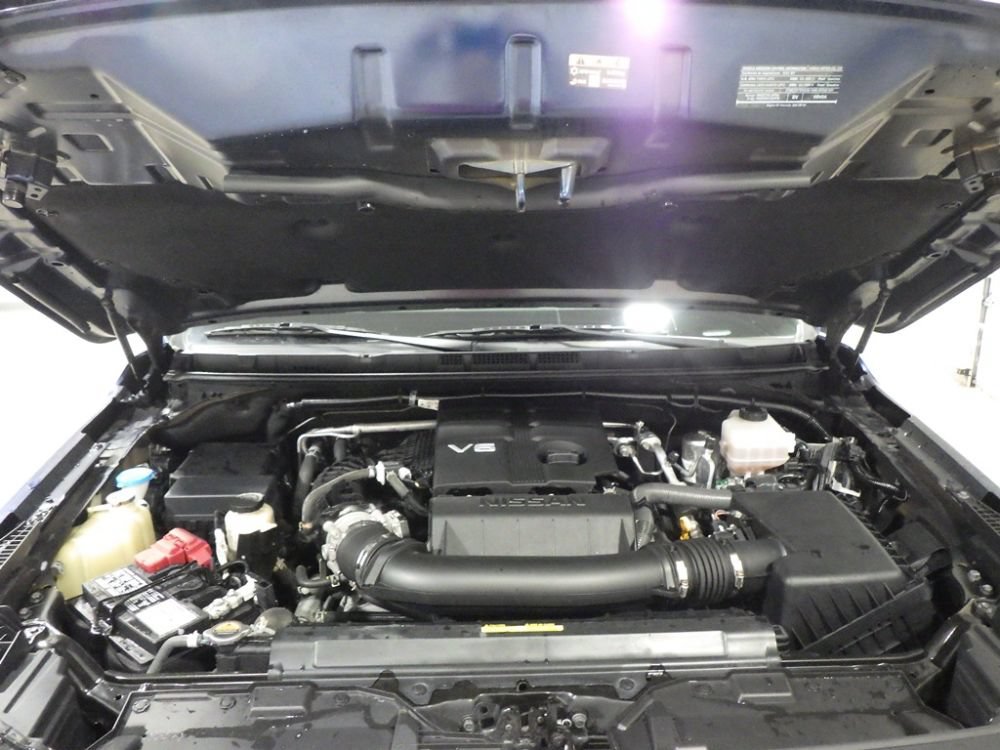 Used 2022 Nissan Frontier PRO-4X AWD/4WD image 10