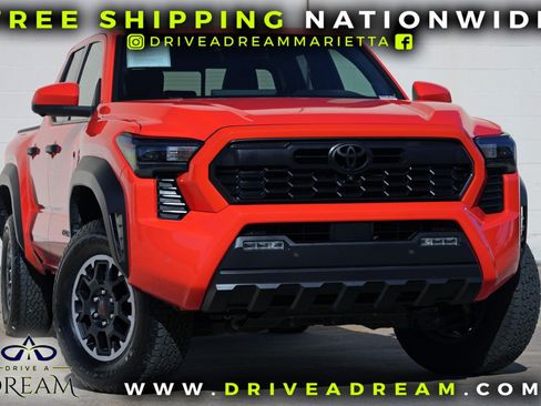 Used 2024 Toyota Tacoma TRD Off-Road w/ TRD Off Road Premium Package AWD/4WD image 2